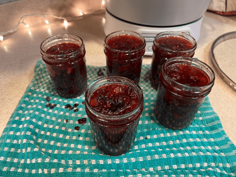 Delicious Christmas Jam: Canning Cranberry Jam Recipe (5) Delicious Christmas Jam: Canning Cranberry Jam Recipe (5)